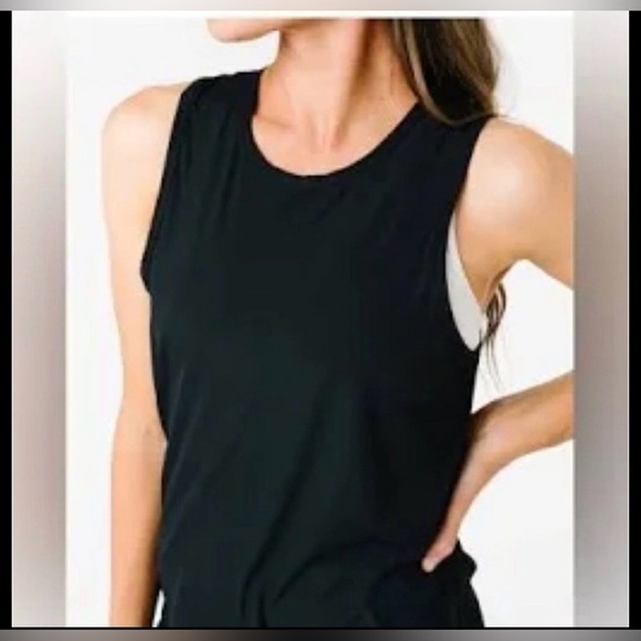 Lot 2 XXL Zyia Active Tanks Premium & Effortless Running Tanks Black White New - Picture 6 of 9